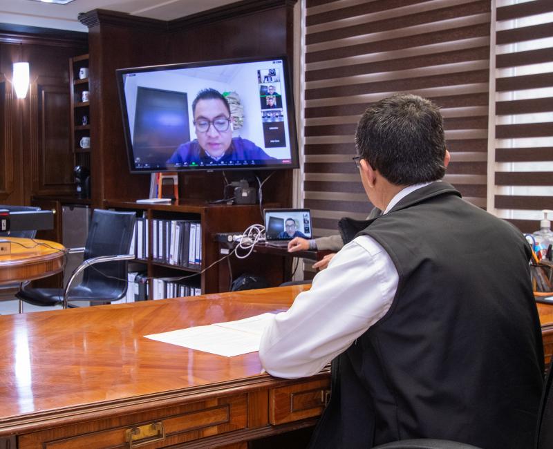 Rector de la UAT