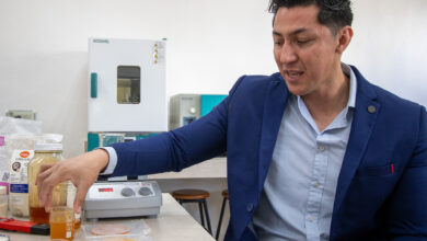 Dr. Juan Francisco Castañón Rodríguez, profesor investigador de la Unidad Académica de Trabajo Social y Ciencias para el Desarrollo Humano (UATSCDH).