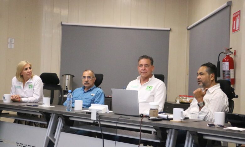 Eugenio Hernández se reunió con integrantes de la con integrantes de la Mesa Ciudadana del Agua del Sur de Tamaulipas.