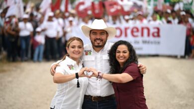 Olga Sosa lleva a cabo recorrido por Manuel con el candidato a la alcaldía Miguel Zúñiga.
