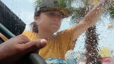 Muchos menores de edad salen a las calles a trabajar, exponiendo su integridad.