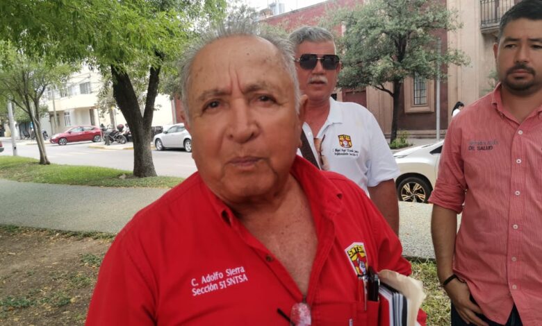 Adolfo Sierra Medina, Secretario General de la Sección 51 del Sindicato Nacional de los Trabajadores de la Secretaría de Salud.