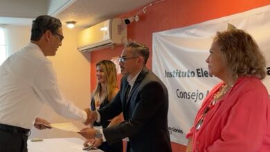 Erasmo González constancia de mayoría