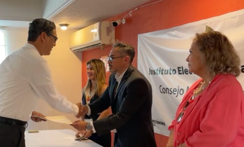 Erasmo González constancia de mayoría