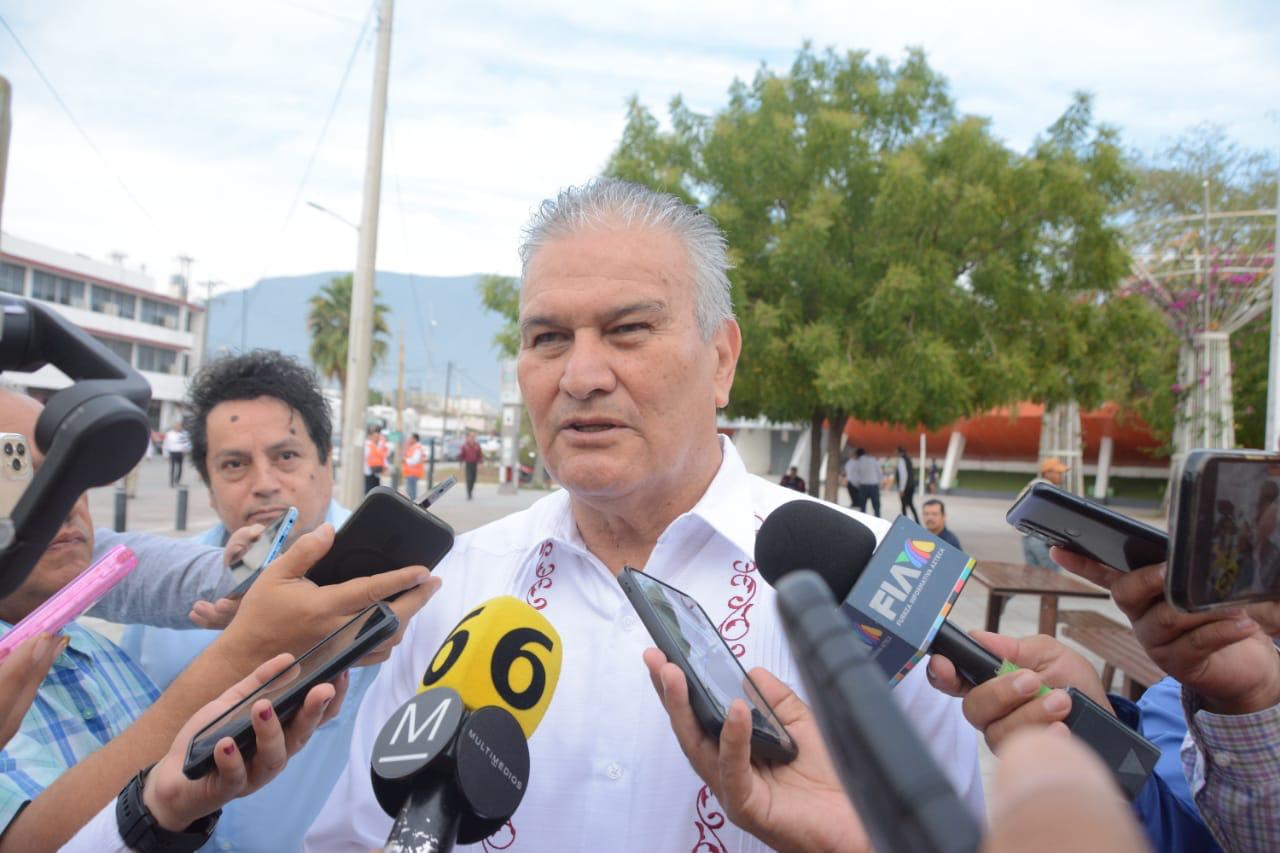 Vicente Hernández Navarro, Secretario de Salud en Tamaulipas.