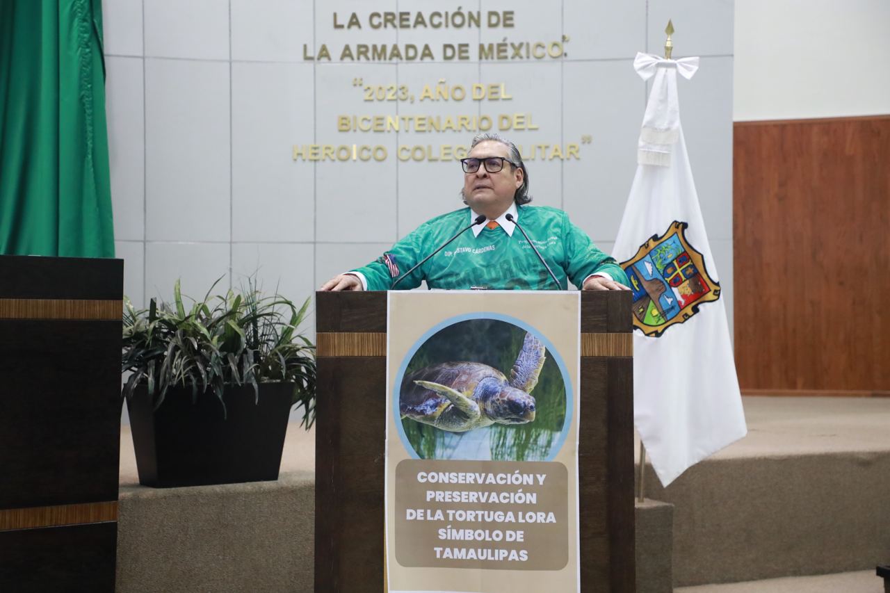 El diputado Gustavo Cárdenas presentó el Punto de Acuerdo al que se sumaron todos los legisladores.