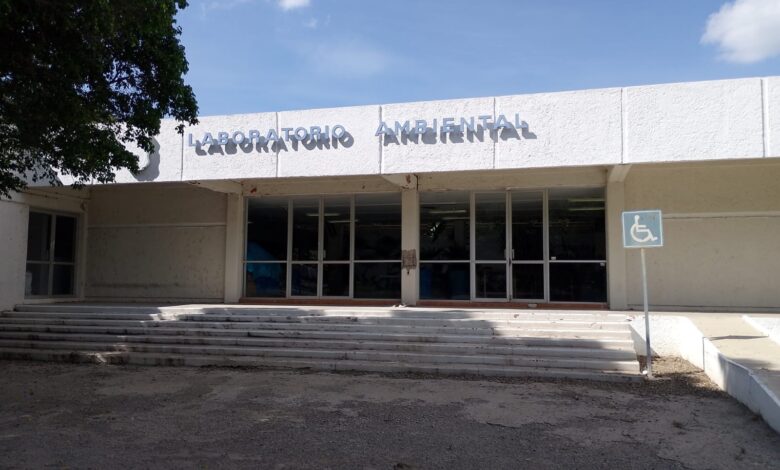 Derivado del estado físico en el que se encuentra el Laboratorio Ambiental, se gestionaron recursos para su renovación.