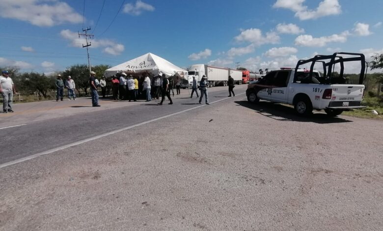 cierran carretera