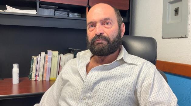 Tofic Salum Fares, presidente de la Asociación de Farmacéuticos de la zona centro del Estado.