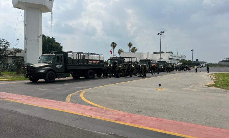 Un contingente de 100 elementos de de élite del Cuerpo de Fuerzas Especiales del Ejército Mexicano arribaron a Nuevo Laredo.