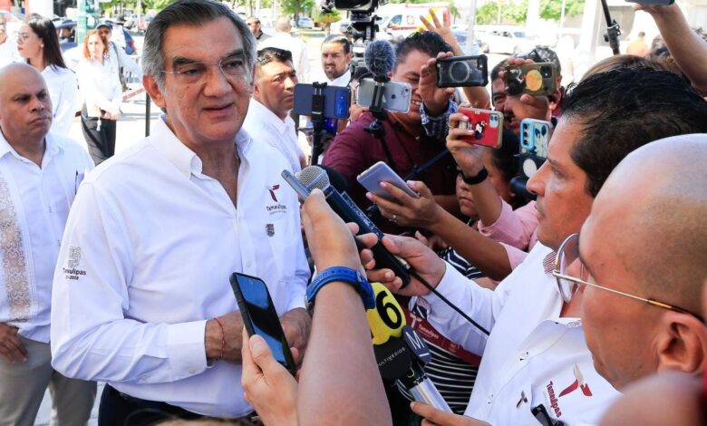 Américo apoyos a sorgueros
