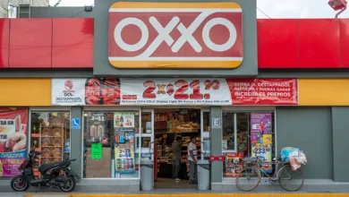 Las tiendas Oxxo en Nuevo Laredo, así como as gasolineras reanudan operaciones a partir de este viernes.