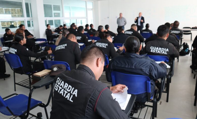 En la Universidad de Seguridad y Justicia de Tamaulipas (USJT), se han capacitado a 1,600 elementos de Seguridad Pública y la Fiscalía del Estado.