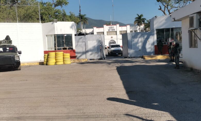 En el penal de Victoria, autoridades de seguridad llevaron a cabo un cateo.