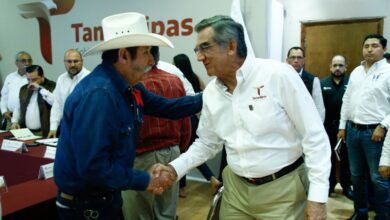 El gobernador Américo Villarreal Anaya anunció un apoyo adicional a los representantes de los productores de sorgo de la zona norte del estado.