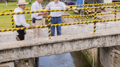 El Gobierno municipal ha intensificado las labores de limpieza y mantenimiento a los más de 50 canales pluviales.