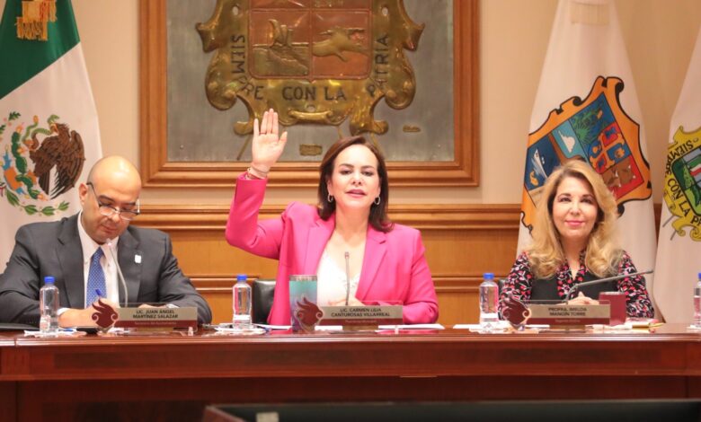 Por unanimidad, el Cabildo de Nuevo Laredo aprobó el contrato para que la Universidad Autónoma de Tamaulipas (UAT) opere la preparatoria municipal.
