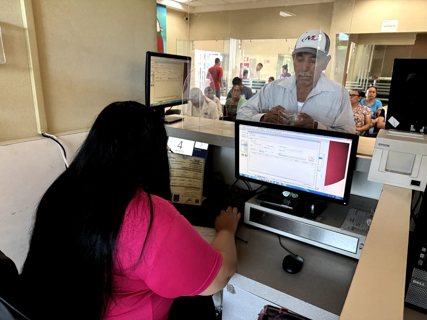 El Registro Civil continúa atendiendo al público durante el periodo vacacional.