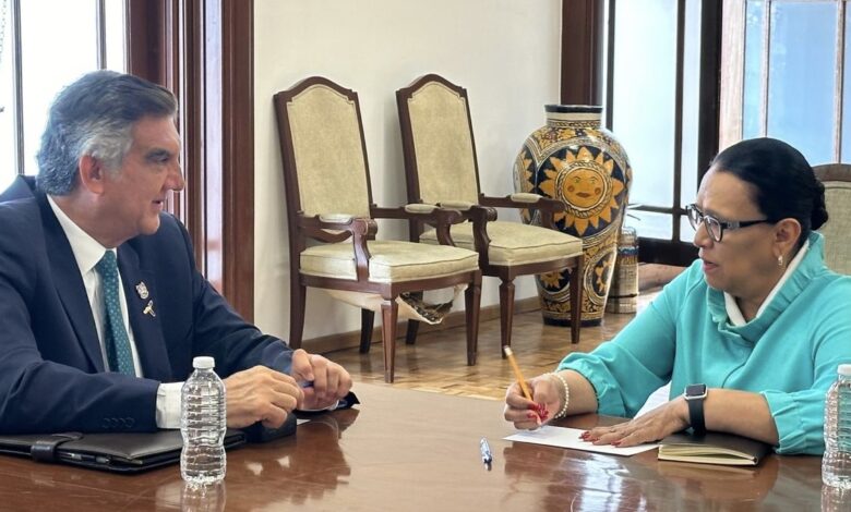 El gobernador Américo Villarreal Anaya se reunió con la próxima secretaria de Gobernación, Rosa Icela Rodríguez.