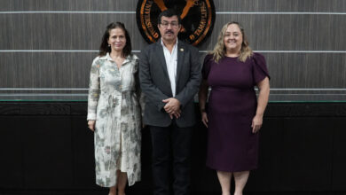 La Universidad Autónoma de Tamaulipas (UAT) y Microsoft México exploran la ejecución de un programa de capacitación dirigido al personal académico.