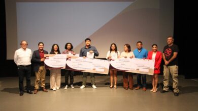 María Guadalupe Zurita Calixto y Pablo Emiliano Turrubiates Hernández, egresada y estudiante, respectivamente, de la Universidad Autónoma de Tamaulipas (UAT), obtuvieron los primeros lugares del concurso.
