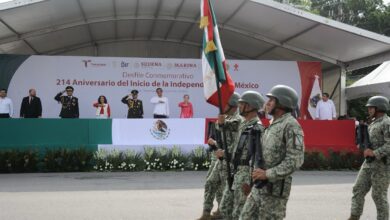 El gobernador Américo Villarreal presidió el desfile cívico-militar por el 214 aniversario del inicio de la Independencia.