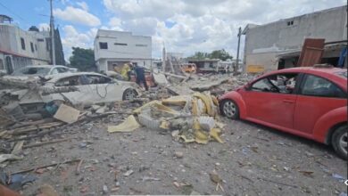 Dos personas fallecieron a causa de la explosión en un domicilio donde se encontraron artefactos pirotécnicos y pólvora.