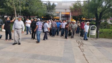 Productores de San Fernando, Reynosa, Matamoros y Río Bravo se manifestaron en Palacio de Gobierno.