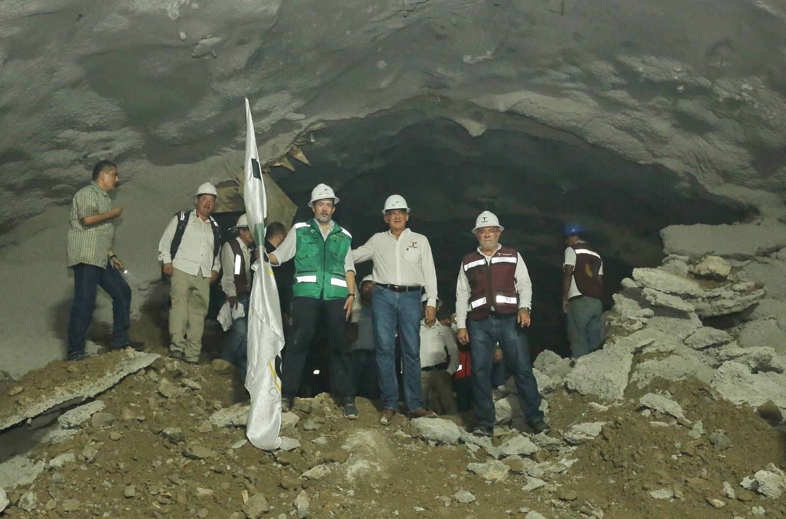 túnel autopista Mante-Ocampo-Tula.
