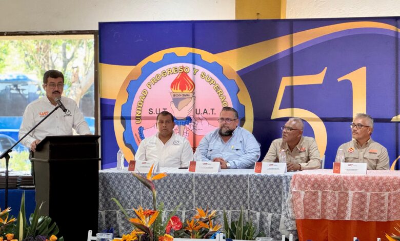 El Rector Dámaso Anaya Alvarado presidió en El Mante los festejos del 51 Aniversario del Sindicato Único de Trabajadores de la Universidad Autónoma de Tamaulipas (SUTUAT).
