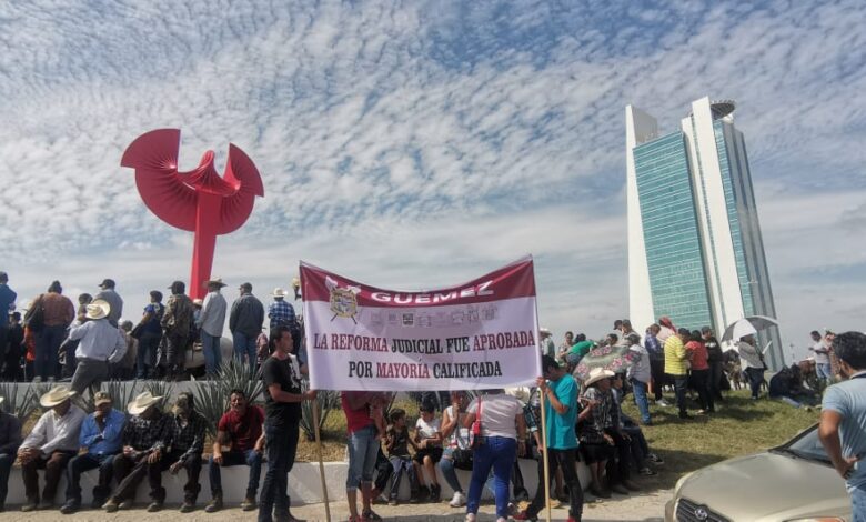 Procedentes de los municipios de Hidalgo, Villagrán, Mainero, San Carlos, Jiménez, Padilla, Güémez, González y Victoria llegaron al Congreso del Estado.
