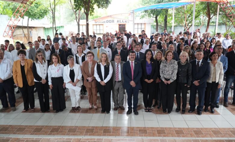 La Facultad de Ciencias de la Educación y Humanidades (FCEH) de la Universidad Autónoma de Tamaulipas (UAT) es un referente en la formación de profesionistas, afirmó el Rector Dámaso Anaya.
