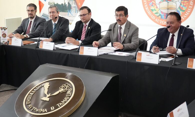 El Rector Dámaso Anaya Alvarado, presidió la Octava Reunión Ordinaria del Colegio de Directores de la UAT.