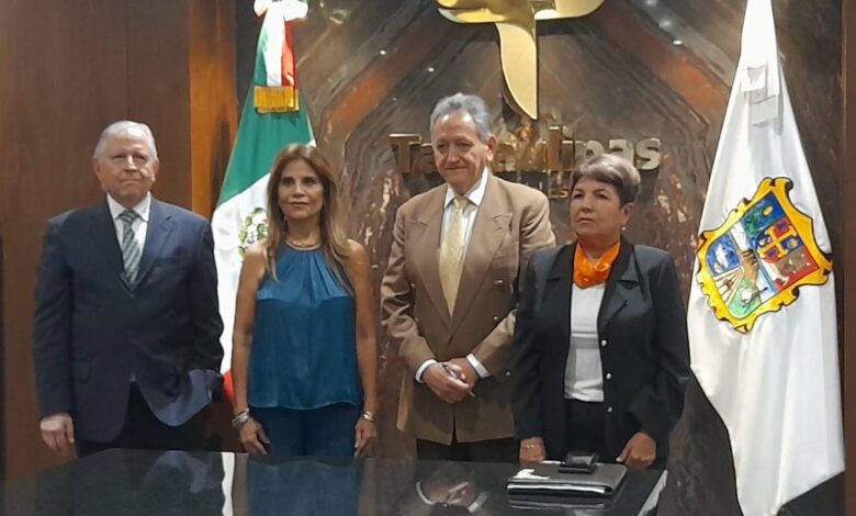 El Poder Ejecutivo tomó protesta al Comité de Evaluación.