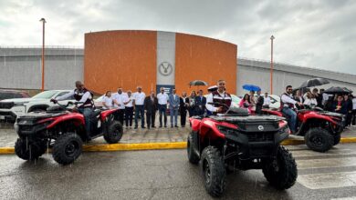Dámaso Anaya Alvarado entregó equipamiento para la protección y seguridad de la comunidad universitaria.
