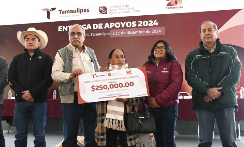 El Secretario de Desarrollo Rural, Pesca y Acuacultura Antonio Varela Flores entregó apoyos del programa Desarrollo Forestal Sustentable 2024.
