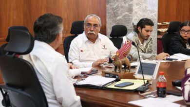 El Gobernador se reunió con su gabinete para revisar el avance de los proyectos en marcha.