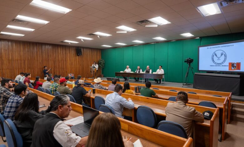Capacita la UAT a ganaderos