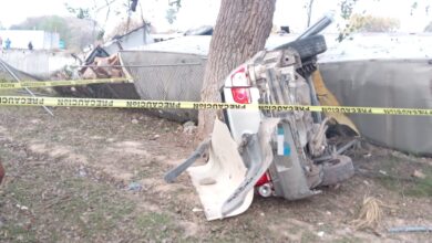 Dos maestras perdieron la vida y tres quedaron mal heridas.