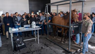 Dámaso Anaya Alvarado, hizo entrega de equipo especializado al Hospital Veterinario de Grandes Especies de la Facultad de Medicina Veterinaria y Zootecnia (FMVZ).