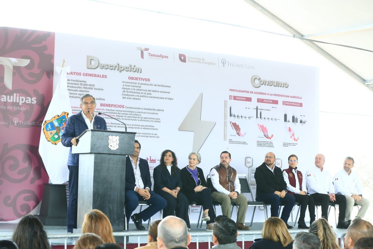 Se informó que la planta de fertilizantes tendrá una producción de 700 mil toneladas anuales.
