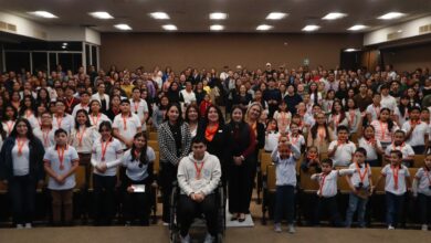Se entregó reconocimientos a a los estudiantes que obtuvieron el primer lugar en el Centro de Idiomas para la Niñez y la Adolescencia (CeINA-UAT), así como a los egresados de la trigésima generación del nivel Junior Avanzado 3 TOEFL-Preparation.
