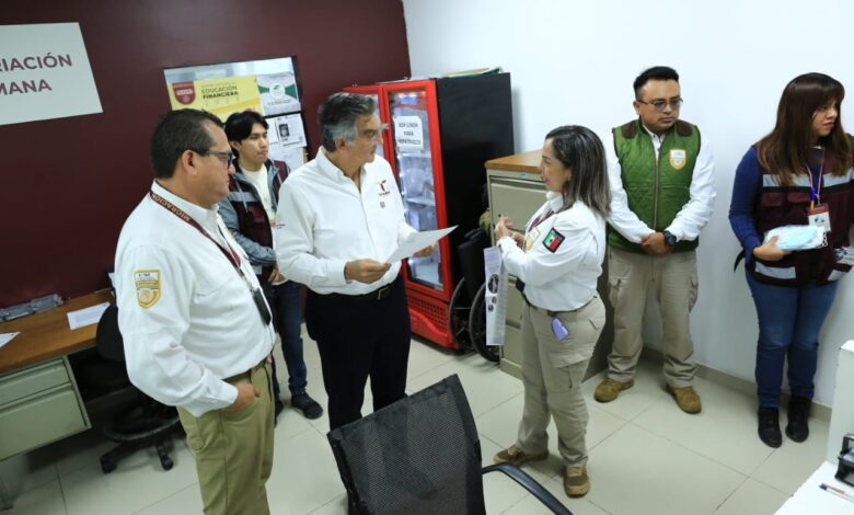 Acompañado por el subsecretario de la SSPC, Omar Reyes Colmenares, el gobernador de Tamaulipas constató avances del Centro de Atención.