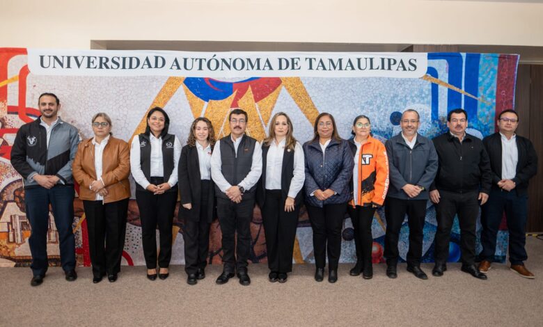 Saludo de año nuevo en la UAT
