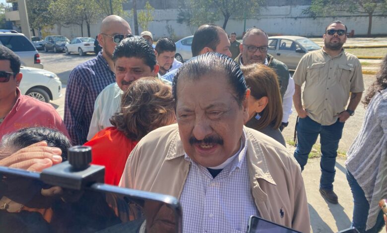 Arnulfo Rodríguez Treviño, Secretario General de la Sección 30 del SNTE.