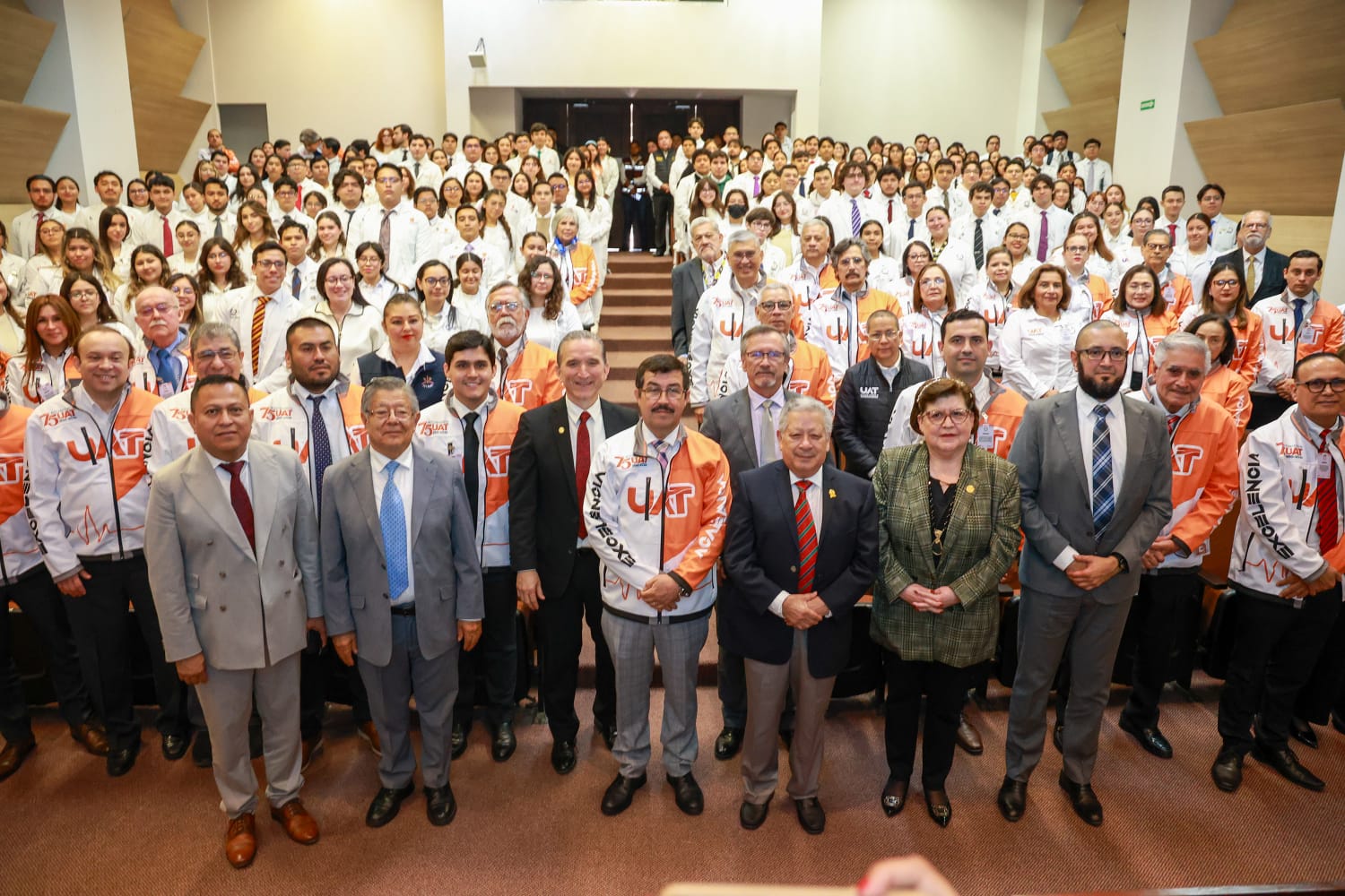 La ceremonia, celebrada en el Auditorio “Dr. Miguel Asomoza Arronte”, marcó el inicio formal de una serie de evaluaciones del COMAEM.