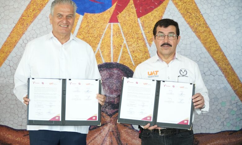 El Rector Dámaso Anaya Alvarado, firmó el acuerdo con el Secretario de Salud en Tamaulipas, Vicente Joel Hernández Navarro.