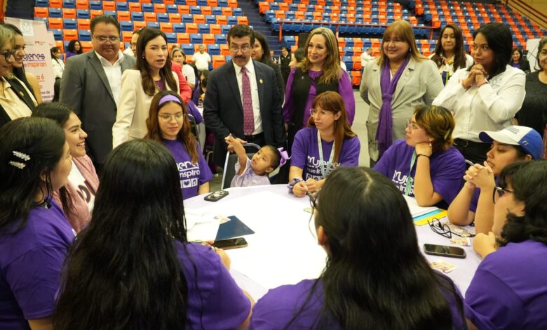 El Rector de la UAT puso en marcha Voces Universitarias en el marco de los eventos para conmemorar el Día Internacional de la Mujer.