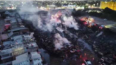 El incendio en Altamira comenzó en un zacatal y alcanzó un mesón, afectando viviendas aledañas.