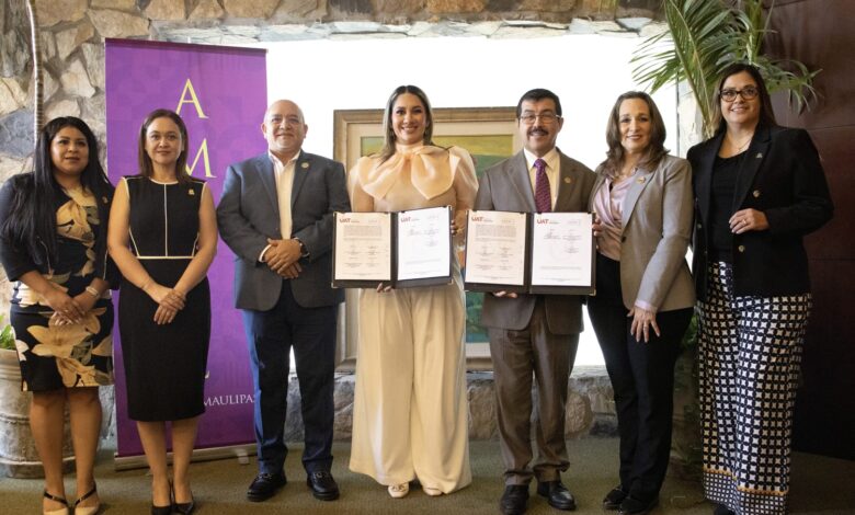 El Rector Dámaso Anaya reconoció a las integrantes de la AMMJE, por el esfuerzo que día a día realizan como madres, líderes y empresarias.